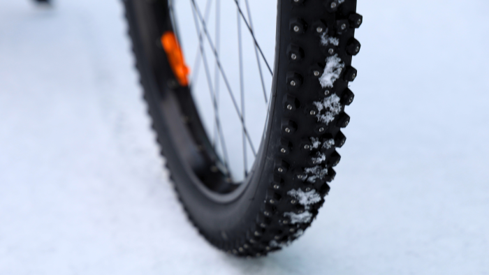 Nastarenkaat talvipyöräilyyn – parhaat renkaat ja vinkit