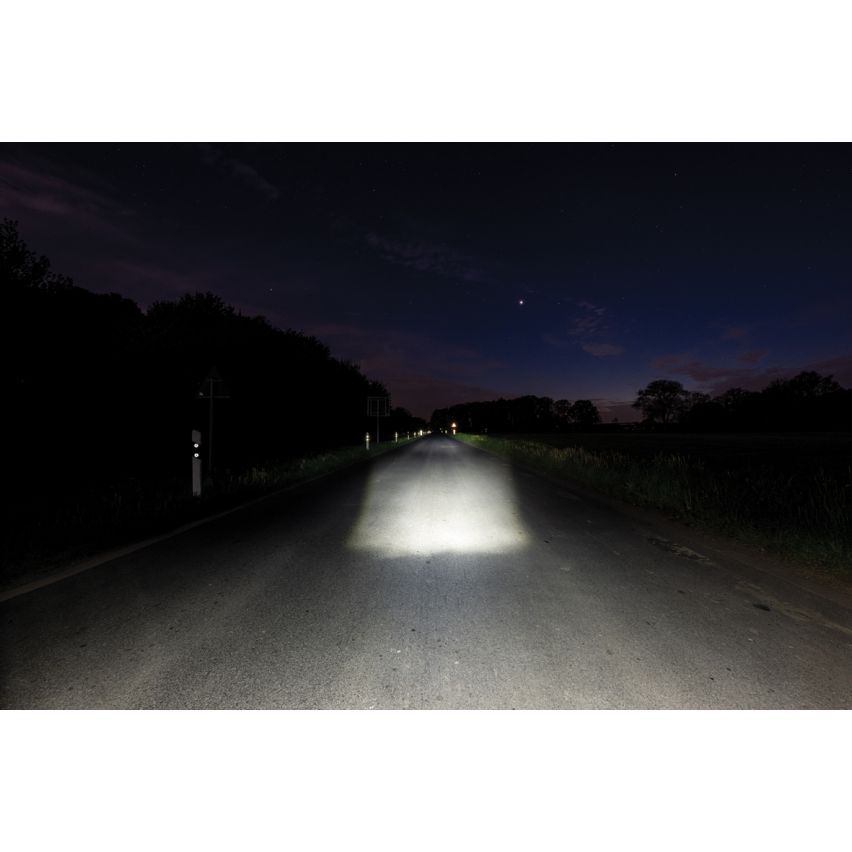 AXA Front light DWN 30 Front Black   