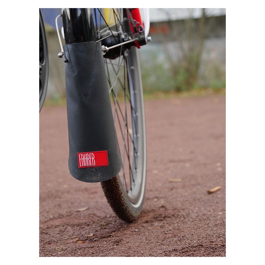 FAHRER Mudguard Latz Urban Mud flap model Urban, made of recycled advertisement banner or truck tarpaulin. Made in Berlin. Length: 21